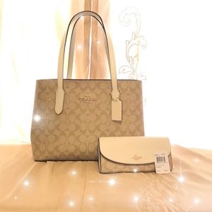 Coach bag new